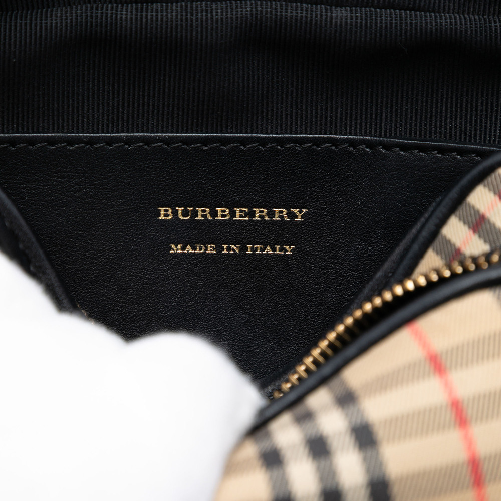 Pre-Loved Burberry 1983 Knight Check Canvas and Calfskin Link Camera Bag - Picture 5 of 7